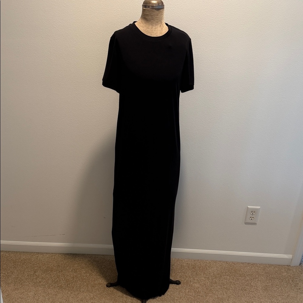 Athleta Boulevard Black Short-Sleeve Maxi Dress- Size XS